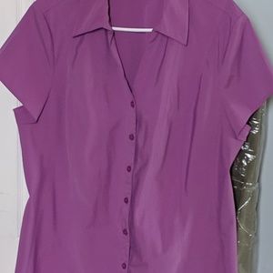 Ladies Style & CO Lavender Button down Top size 18